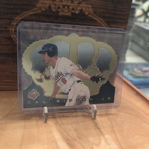 1999 Pacific Crown Royale Cal Ripken Jr. Diecut Card Orioles HOF